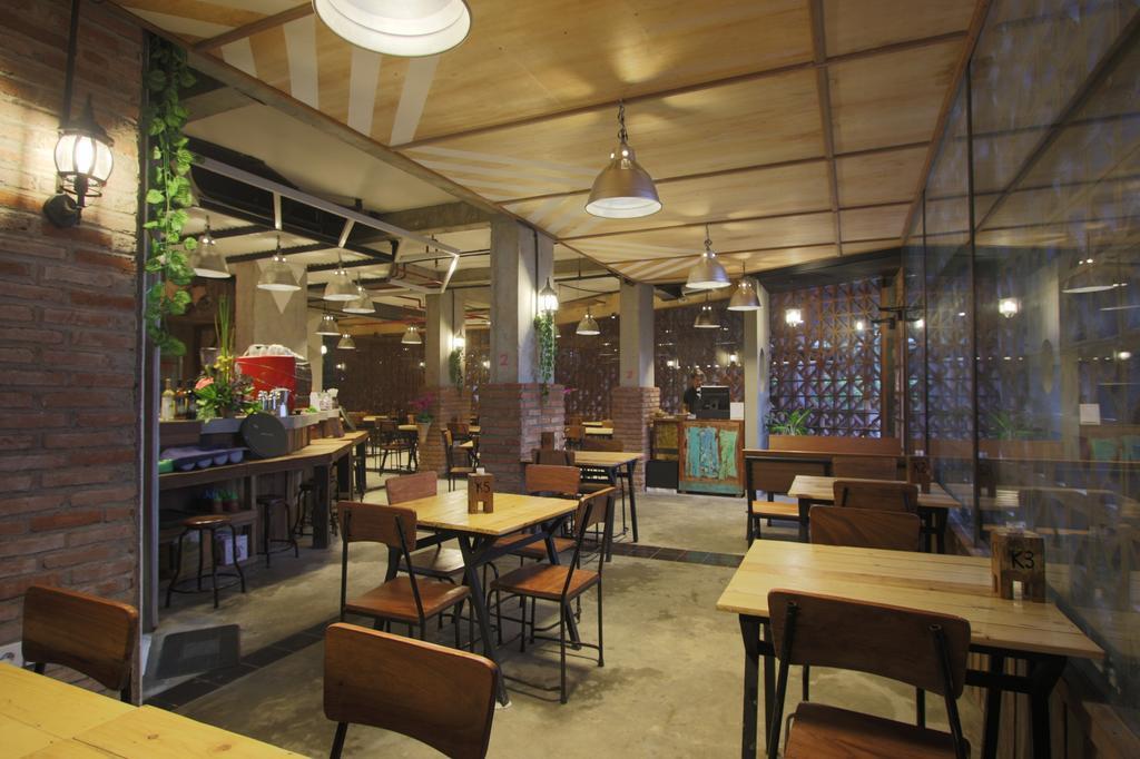 J Hotel Kuta Кута Екстер'єр фото