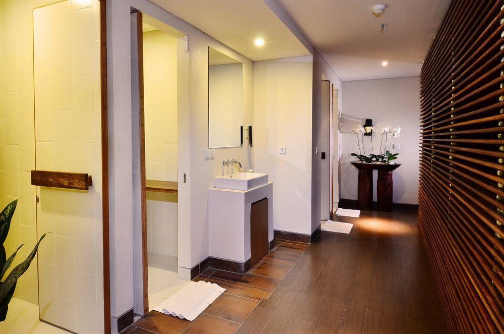 J Hotel Kuta Кута Екстер'єр фото