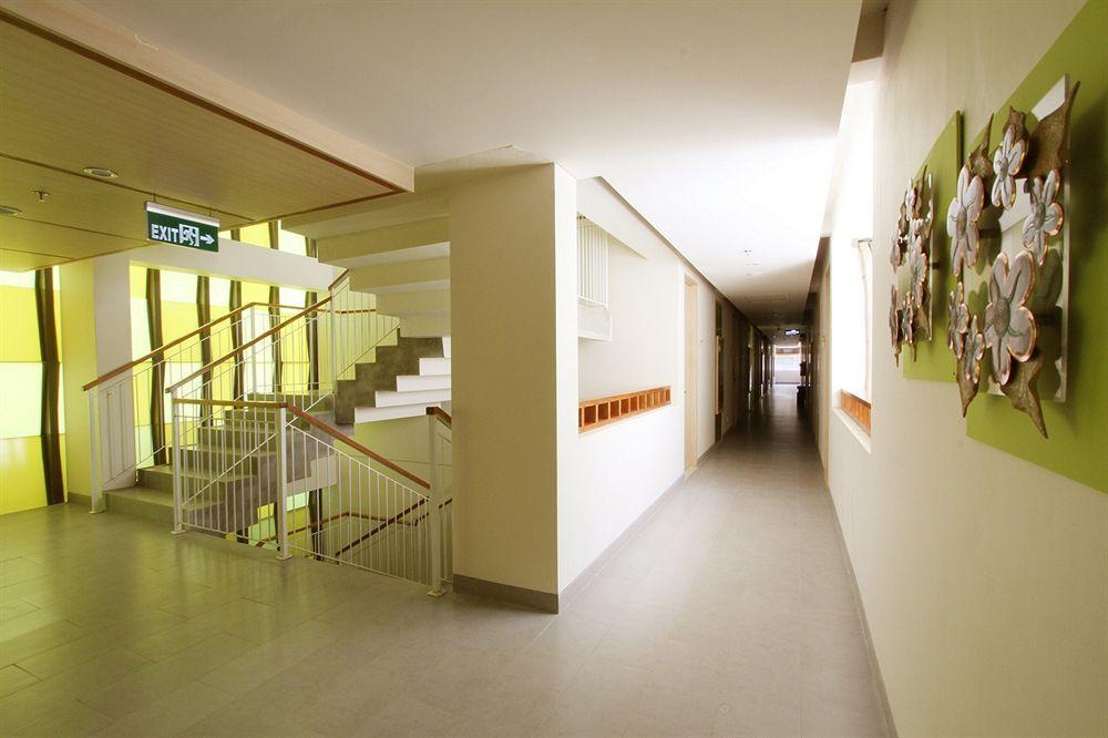 J Hotel Kuta Кута Екстер'єр фото